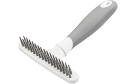 Dog undercoat rake with 32 metal pins and a ergonomic handle, to remove loose fur and reduce shedding from the undercoat.