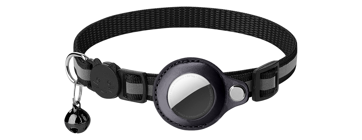 Reflective Breakaway Cat Collar with AirTag Holder Reflective black breakaway cat collar with an AirTag holder, adjustable and lightweight for comfort, with black bell.